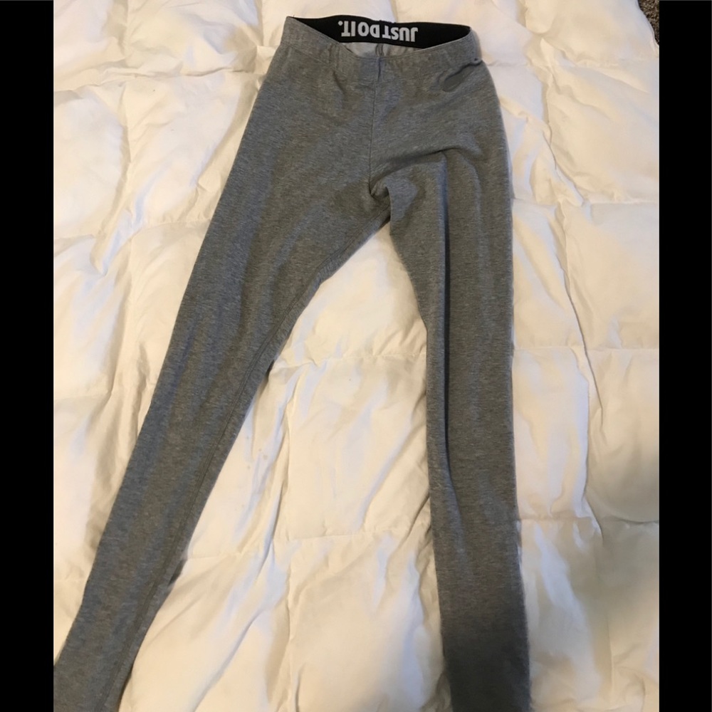 Nike stretch pants